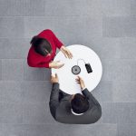 無指向性スピーカーを利用するメリットとは