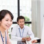 リモートワークでの会議参加などのコミュニケーションを取る手段