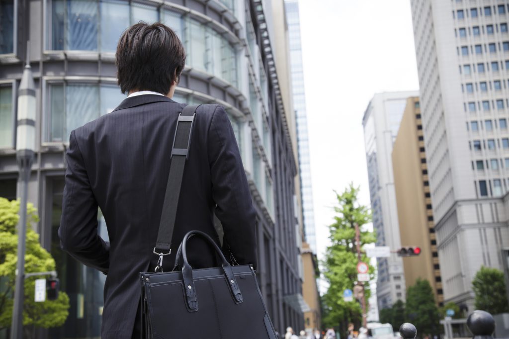 営業部員が外回りの際に持っておきたい持ち物 
